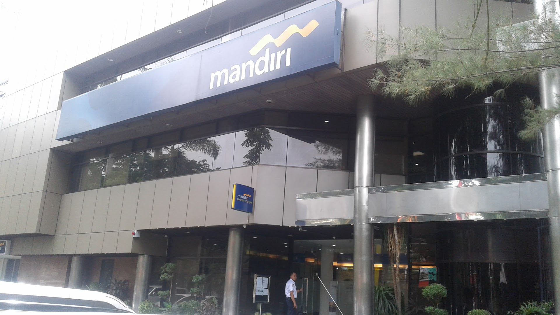 Bank Mandiri Jakarta Green Ville Photo