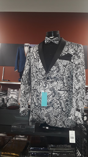 Clothing Store «K&G Fashion Superstore», reviews and photos, 3001 W Cheltenham Ave, Wyncote, PA 19095, USA