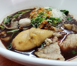 ร้านก๋วยเตี๋ยวยกซดเจ๊ทรง photo