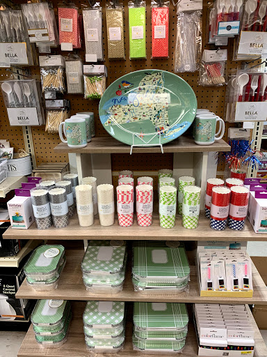 Home Improvement Store «Foley True Value Hardware», reviews and photos, 2088 Boston Post Rd, Larchmont, NY 10538, USA