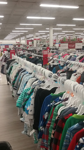 Clothing Store «Burlington Coat Factory», reviews and photos, 12347 James St, Holland, MI 49424, USA