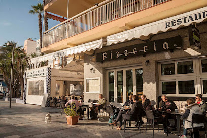 Centro Pizzería - Pl. de Capdepont, 1, 03181 Torrevieja, Alicante, Spain