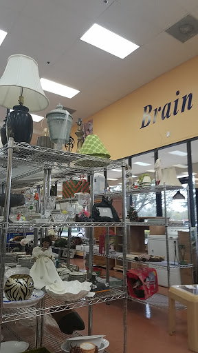 Thrift Store «Goodwill Palm Beach Gardens Boutique/Vintage Shoppe & Donation Center», reviews and photos