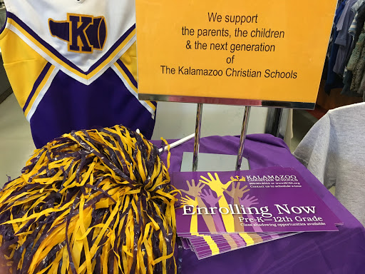 Thrift Store «Second Impressions Upscale Thrift Store», reviews and photos, 3750 S Westnedge Ave, Kalamazoo, MI 49008, USA