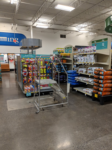 Pet Supply Store «PetSmart», reviews and photos, 3401 Erie Blvd E, Syracuse, NY 13214, USA