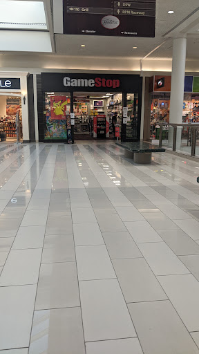 Video Game Store «GameStop», reviews and photos, 2001 South Rd, Poughkeepsie, NY 12601, USA