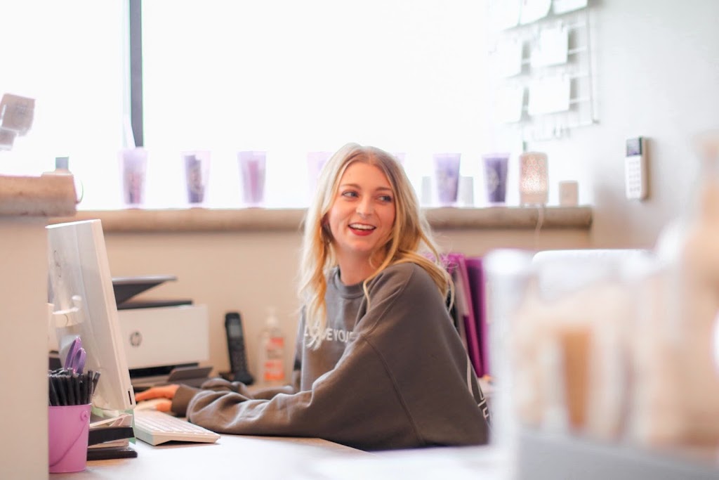 Fizz Facial Bar Spa skin care for aging, acne, and