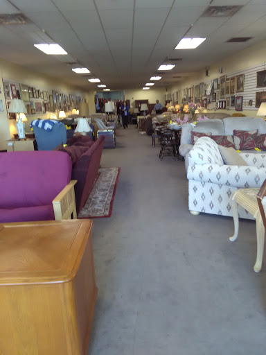 Thrift Store «Sunday Breakfast Penndel Thrift Store», reviews and photos, 71 Bellevue Ave, Penndel, PA 19047, USA