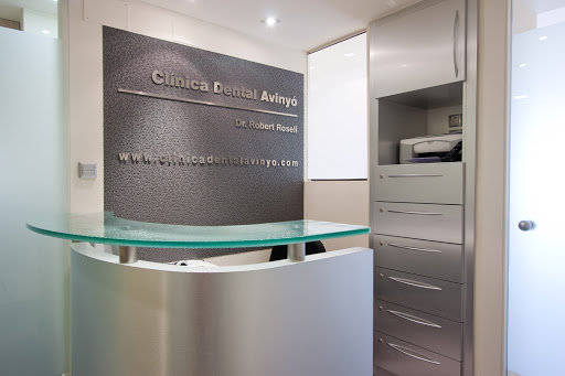 Clinica Dental Avinyó en Avinyó, Barcelona