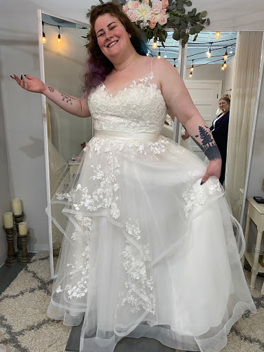 Bridal Shop «Something Blue Bridal Boutique», reviews and photos, 107 W Stewart Ave, Puyallup, WA 98371, USA