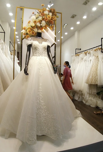 Nicole Bridal, Ho Van Hue, Ho Chi Minh City, Vietnam