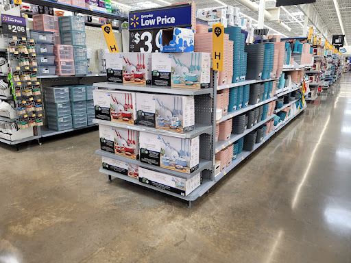 Department Store «Walmart Supercenter», reviews and photos, 135 Willow Ln, McDonough, GA 30253, USA