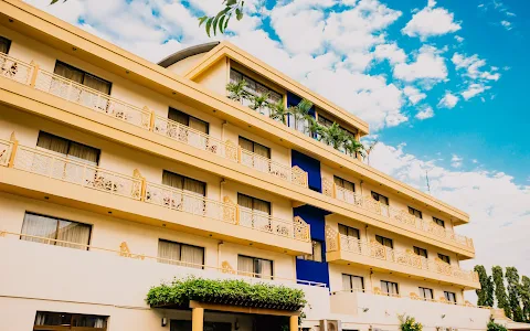 Peninsula Hotel Dar es Salaam image