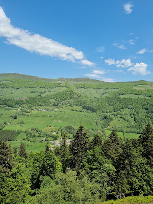 Unique Luxury Farmhouse à Le Falgoux