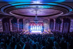 Warner Theatre image