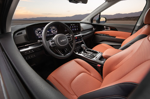 Kia Dealer «Community Kia of Bloomington», reviews and photos, 2200 S Walnut St, Bloomington, IN 47401, USA