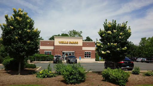 Bank «Wells Fargo Bank», reviews and photos