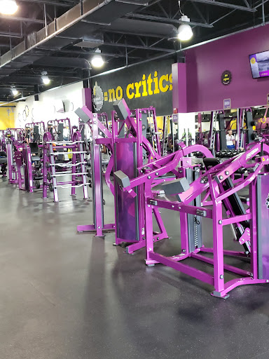 Gym «Planet Fitness», reviews and photos, 5604 Silver Hill Rd, District Heights, MD 20747, USA