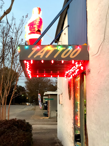 Tattoo Shop «Ironclad Tattoo Gallery», reviews and photos, 194 N 2nd Ave, Saltillo, MS 38866, USA