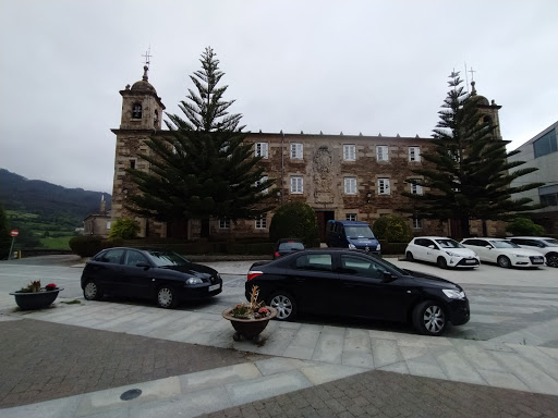 Centro Asistencial San Paulo e San Lázaro en Mondoñedo, Lugo