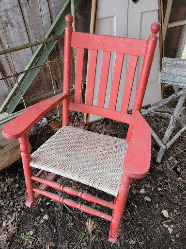 Antique Furniture Store «Hip and Humble», reviews and photos, 401 E Main St, Berryville, VA 22611, USA