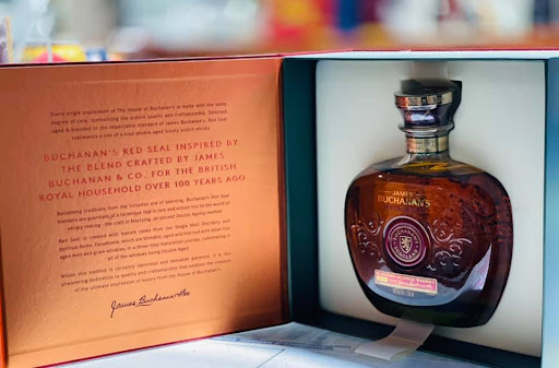 Liquor Store «Liquor & Tobacco Depot», reviews and photos, 570 N Schmale Rd, Carol Stream, IL 60188, USA