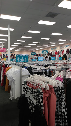 Clothing Store «Citi Trends», reviews and photos, 2921 S Orlando Dr # 230, Sanford, FL 32773, USA