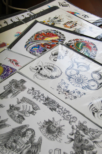 Tattoo Shop «Fat Kat Tattoo», reviews and photos, 89 Broad St, Keyport, NJ 07735, USA