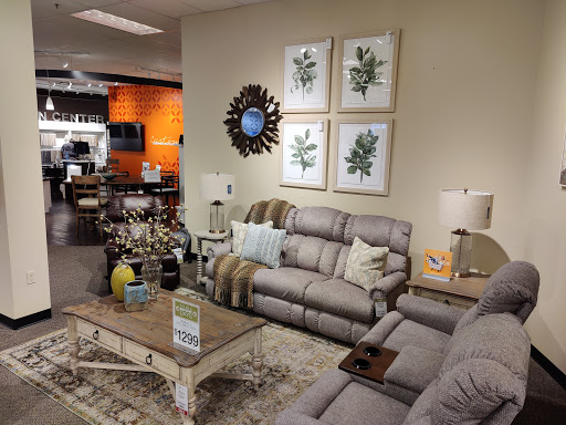 Furniture Store «La-Z-Boy Furniture Galleries», reviews and photos, 10900 Fairfax Blvd, Fairfax, VA 22030, USA