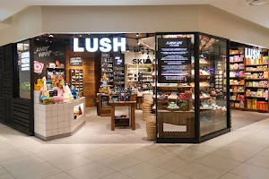 LUSH Sapporo Stellarplce image