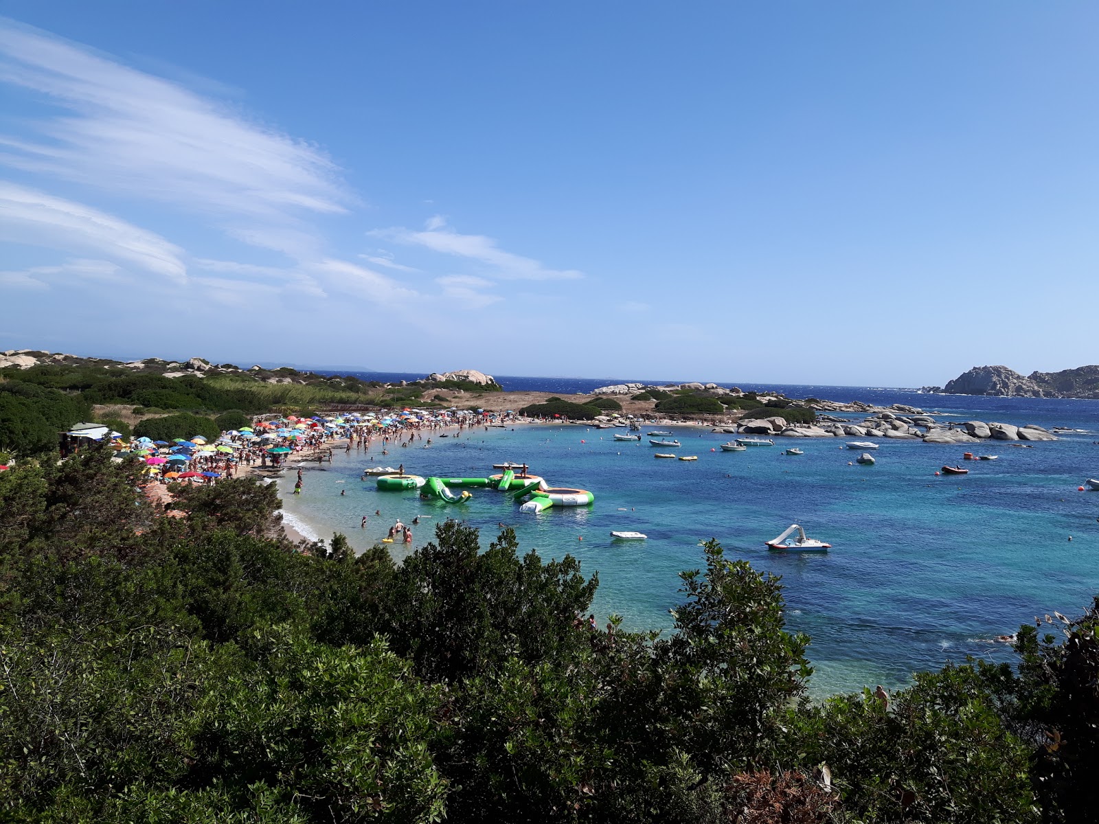Spiaggia Zia Culumba (Capo Testa)'in fotoğrafı imkanlar alanı