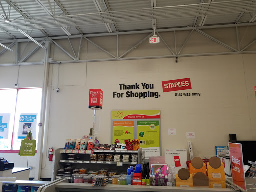Office Supply Store «Staples», reviews and photos, 3601 Towne Blvd, Franklin, OH 45005, USA