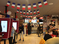 Atmosphère du Restaurant KFC Lyon Part Dieu - n°7