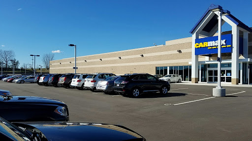 Used Car Dealer «CarMax», reviews and photos, 4431 28th St SE, Kentwood, MI 49512, USA