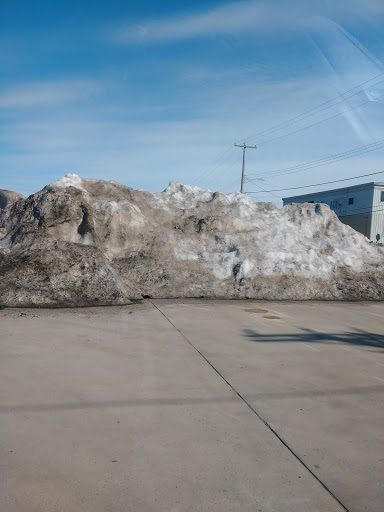 Grocery Store «Hansens IGA Food Center», reviews and photos, 305 W 5th St, Neillsville, WI 54456, USA