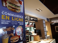 Restauration rapide McDonald's à Paris - menu / carte