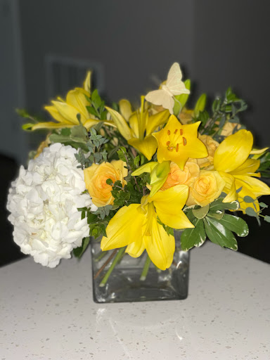 Florist «Country Florist», reviews and photos, 3040 Old Washington Rd, Waldorf, MD 20601, USA