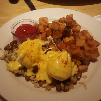 Restaurant «The Cheesecake Factory», reviews and photos, 321 W Katella Ave, Anaheim, CA 92802, USA