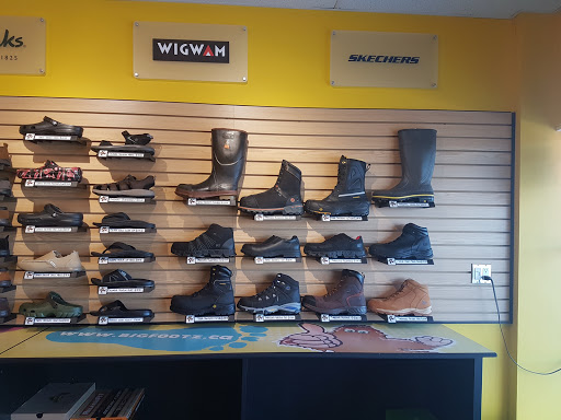 Bigfootz Men's Oversized Footwear Shop