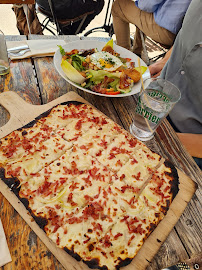 Tarte flambée du Restaurant de spécialités alsaciennes Jadis et Gourmande à Colmar - n°5