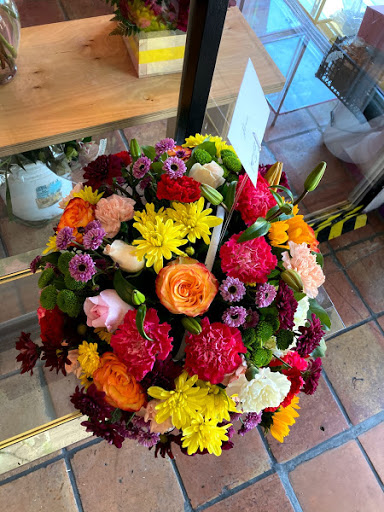 Florist «Genesis Flower And Gift Shop», reviews and photos, 1801 N Garey Ave, Pomona, CA 91767, USA