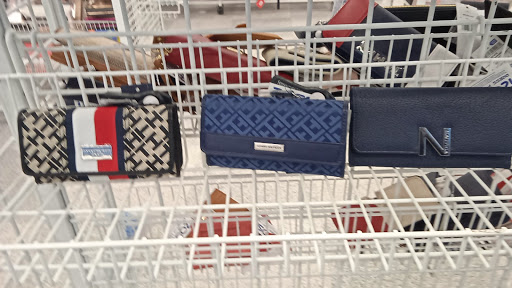 Clothing Store «Ross Dress for Less», reviews and photos, 514 S Illinois Rte 59, Naperville, IL 60540, USA