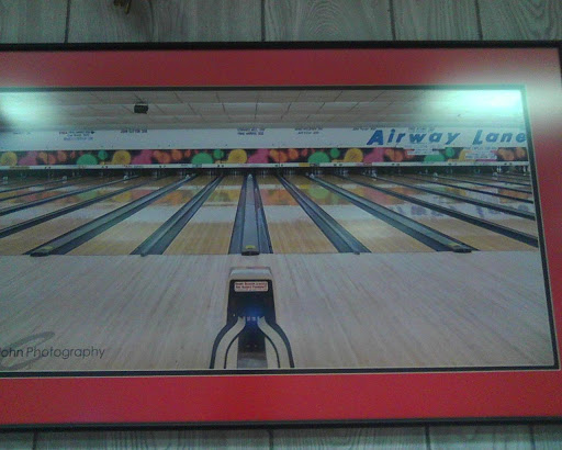 Bowling Alley «Airway Lanes», reviews and photos, 4825 Highland Rd, Waterford Twp, MI 48328, USA