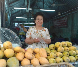 mango and sticky rice photo