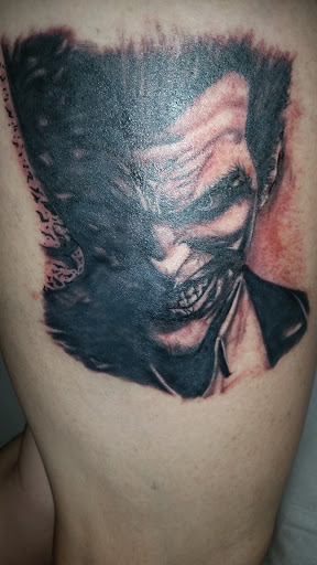 Tattoo Shop «Island Tattoo & Piercings», reviews and photos, 6600 Manatee Ave W, Bradenton, FL 34209, USA