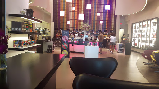 Boutique «Nespresso Miami Boutique & Cafe», reviews and photos, 1105 Lincoln Rd, Miami Beach, FL 33139, USA