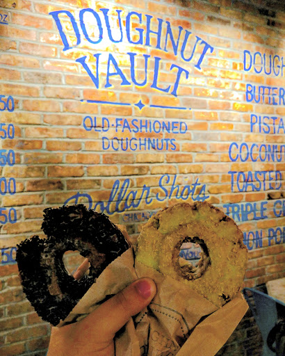 Donut Shop «Doughnut Vault», reviews and photos, 111 N Canal St, Chicago, IL 60606, USA