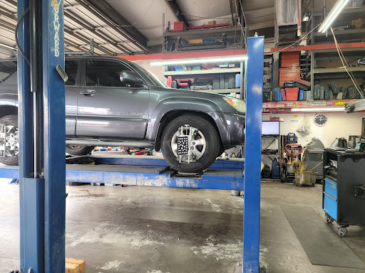 Auto Repair Shop «Eagle Auto Repair», reviews and photos, 12614 Cave Creek Road, Phoenix, AZ 85022, USA