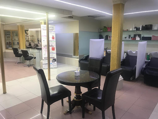 Dania Peluquerías (Gral. Vara de Rey) en Logroño, La Rioja