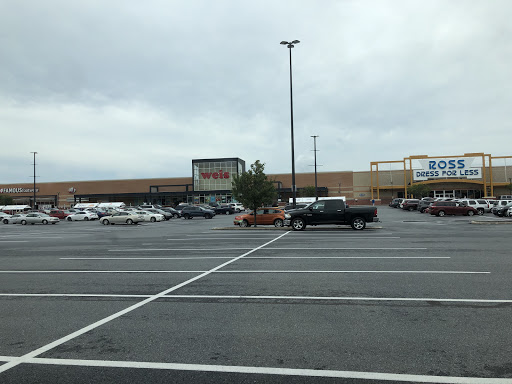 Grocery Store «Weis Markets», reviews and photos, 2759 Paper Mill Rd, Reading, PA 19610, USA